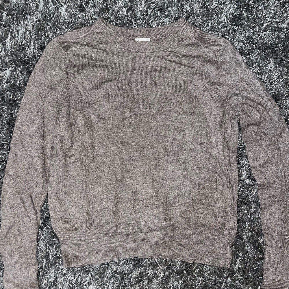 crew neck sweater